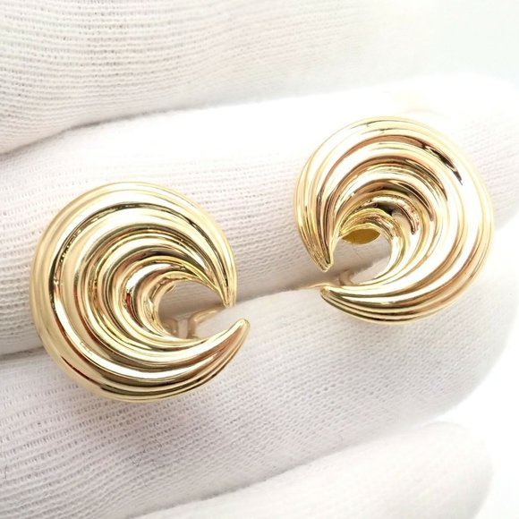 Authentic! Tiffany & Co 18k Yellow Gold Crescent Moon Vintage Earrings - Picture 2 of 9